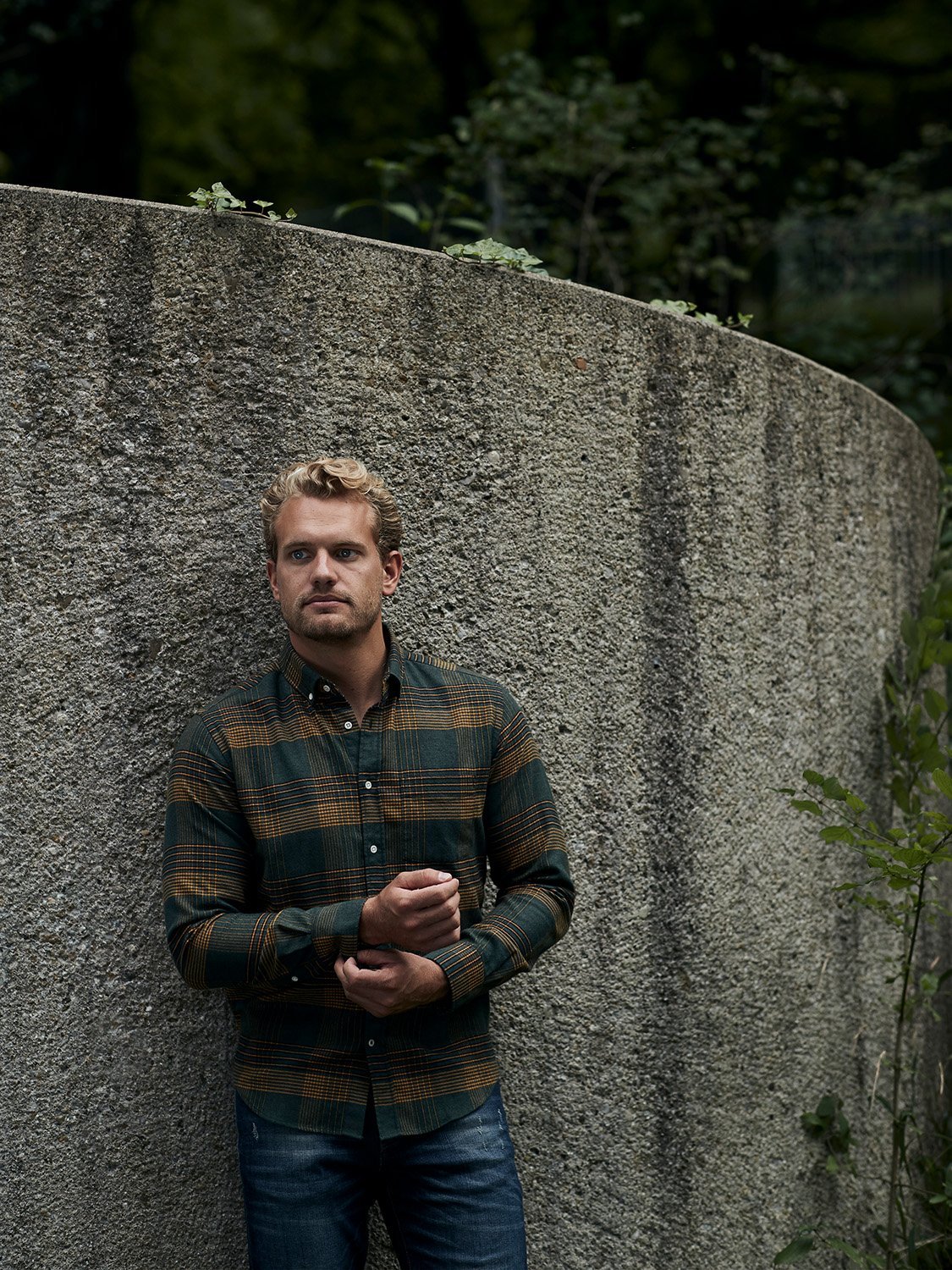 carpasus sustainable organic cotton flanell shirt ursido moss. Nachhaltiges Carpasus Flanell Hemd Ursido aus Bio Baumwolle in Moosgrün 