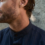 carpasus sustainable organic cotton and linen shirt scurido marine/ochre. Nachhaltiges Carpasus Hemd Scurido aus Bio Baumwolle und Leinen in Marine/Ocker